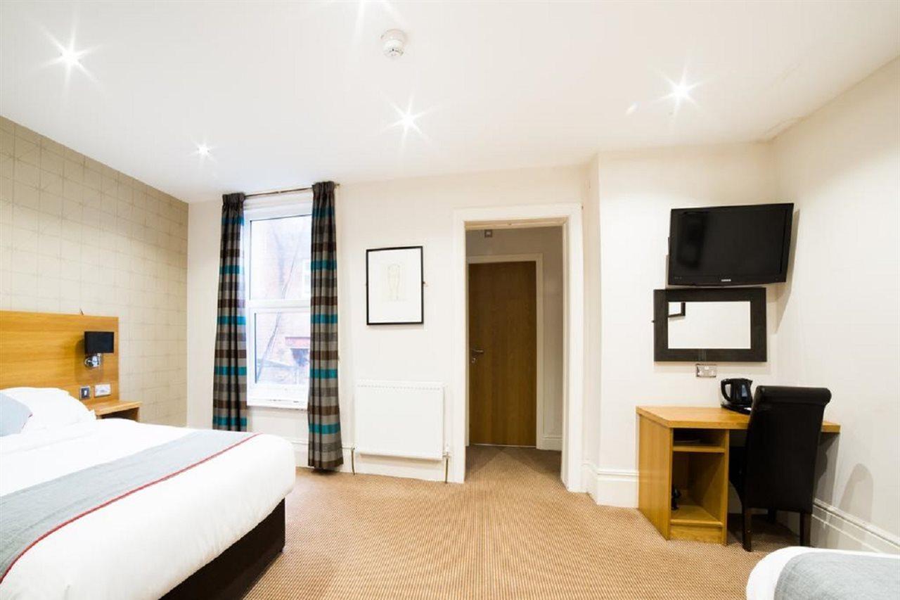 Oyo Imperial Hotel Barrow-in-Furness Екстериор снимка