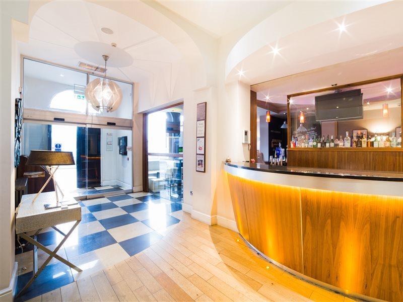 Oyo Imperial Hotel Barrow-in-Furness Екстериор снимка