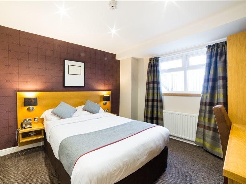 Oyo Imperial Hotel Barrow-in-Furness Екстериор снимка