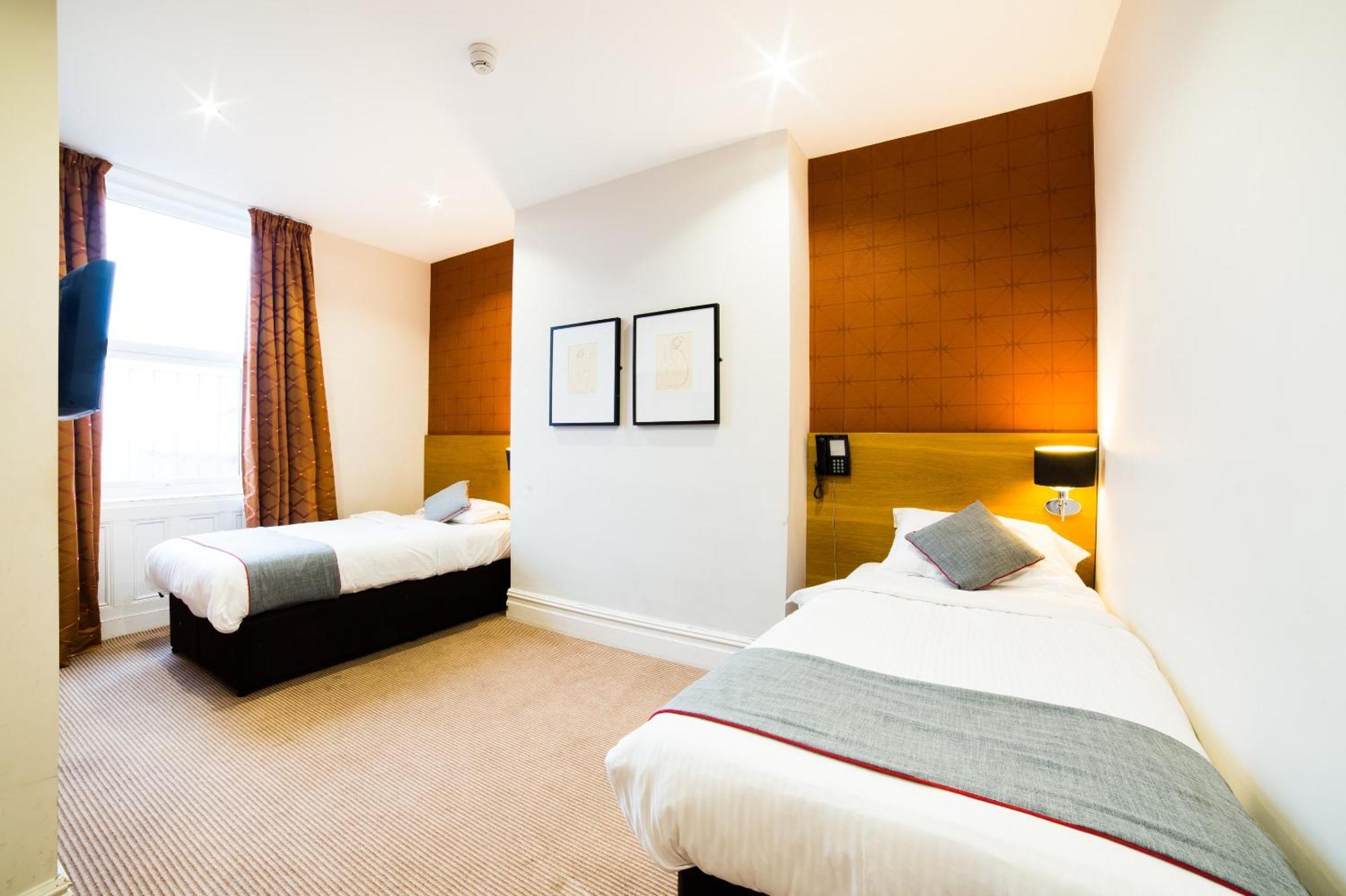 Oyo Imperial Hotel Barrow-in-Furness Екстериор снимка